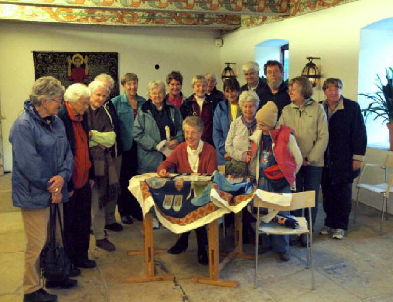 Deutschland-Besuch von Frau Prof. Jane Schulenburg und ihren 22 amerikanischen Studenten im Kloster Wienhausen.